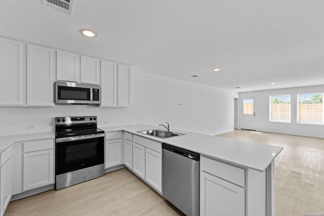 415 Sauvignon Pt, New Braunfels, TX 78130