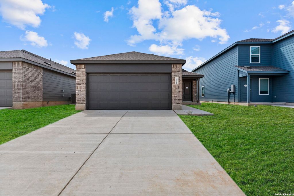 415 Sauvignon Pt, New Braunfels, TX 78130
