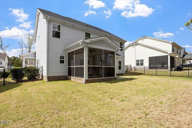 320 Spruce Pine Trail, Knightdale, NC 27545