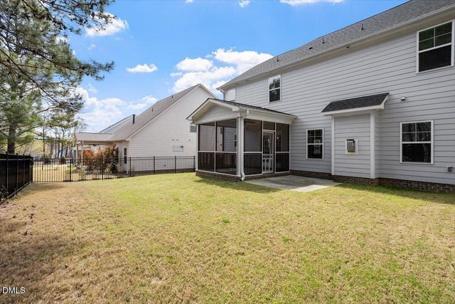 320 Spruce Pine Trail, Knightdale, NC 27545