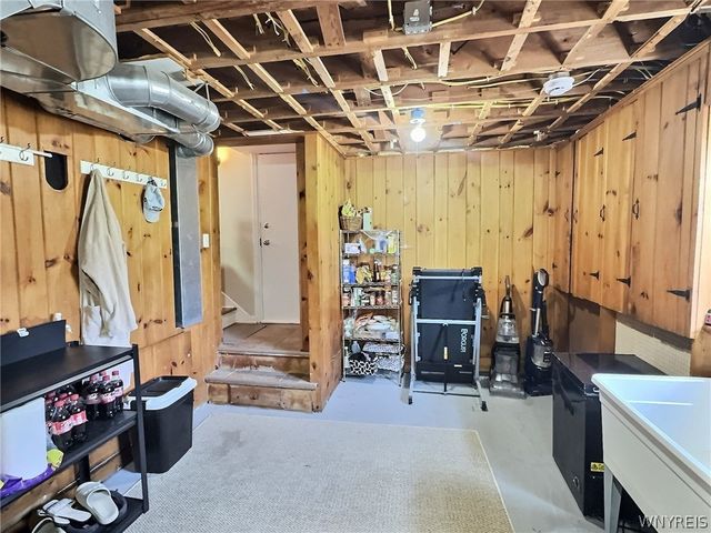 488 Lamarck Drive, Cheektowaga, NY 14225