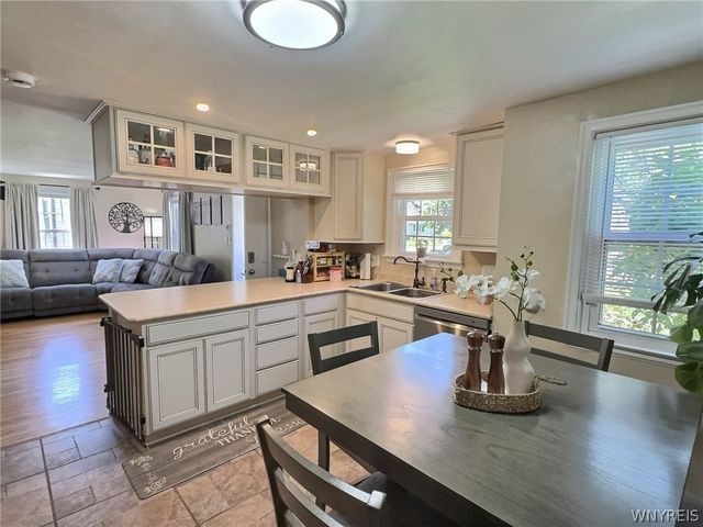 488 Lamarck Drive, Cheektowaga, NY 14225