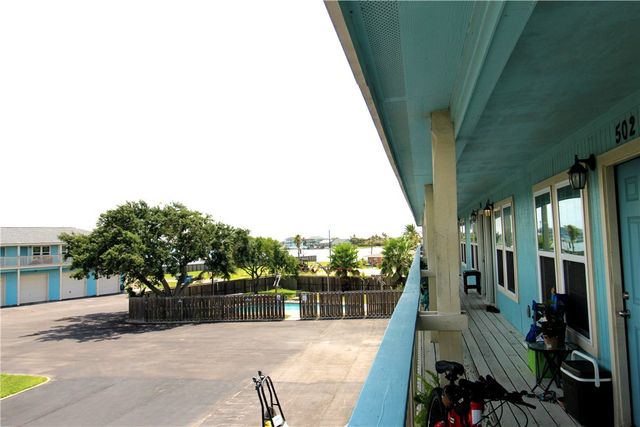 1809 Hillcrest, Rockport, TX 78382