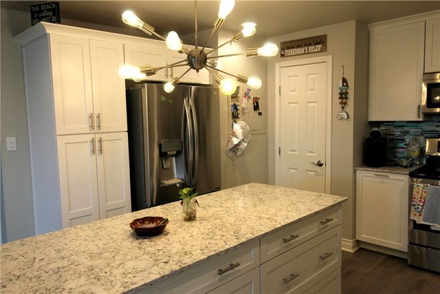 1809 Hillcrest, Rockport, TX 78382