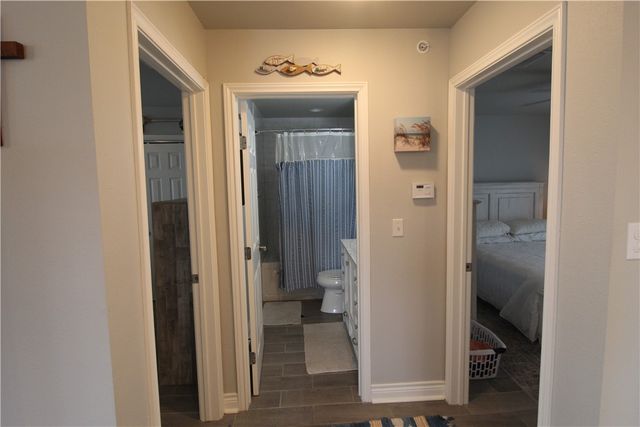 1809 Hillcrest, Rockport, TX 78382
