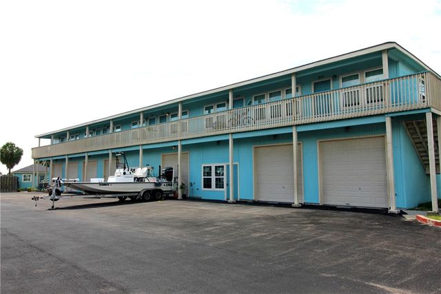 1809 Hillcrest, Rockport, TX 78382
