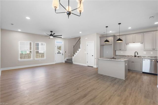 2110 High ST, Portsmouth, VA 23704