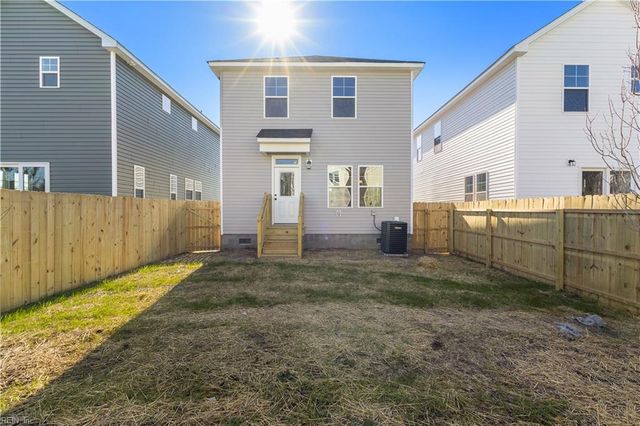 2110 High ST, Portsmouth, VA 23704