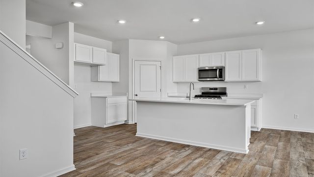 863 Cascade Court, Pingree Grove, IL 60140