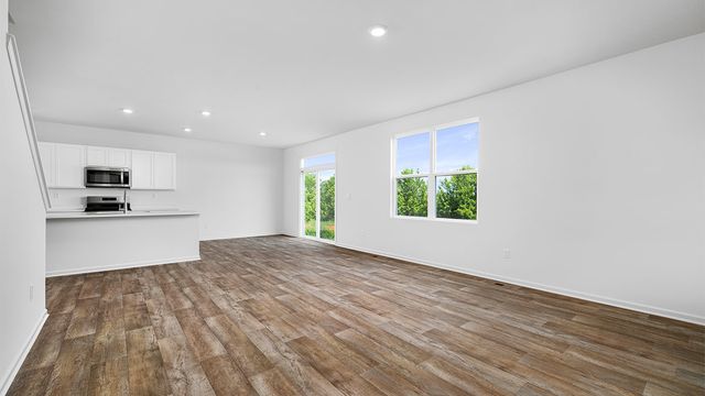 863 Cascade Court, Pingree Grove, IL 60140