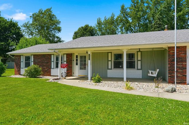 704 Brentwood Circle, Auburn, IN 46706