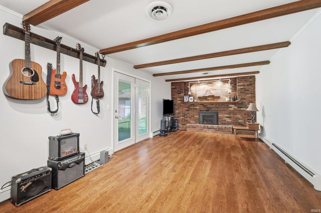 704 Brentwood Circle, Auburn, IN 46706