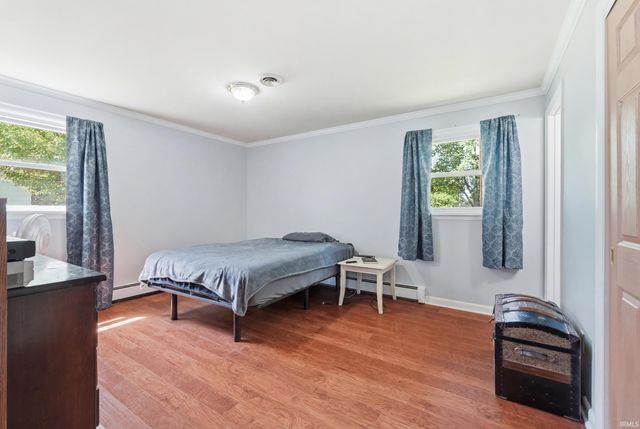 704 Brentwood Circle, Auburn, IN 46706