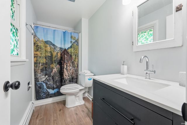 704 Brentwood Circle, Auburn, IN 46706