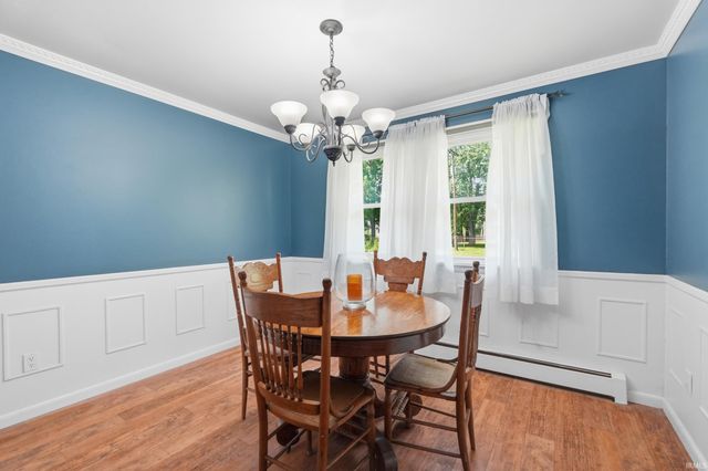 704 Brentwood Circle, Auburn, IN 46706