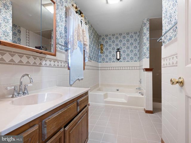 16327 OLD MILL RD, Lewes, DE 19958