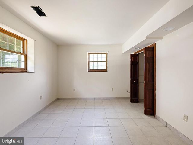 16327 OLD MILL RD, Lewes, DE 19958