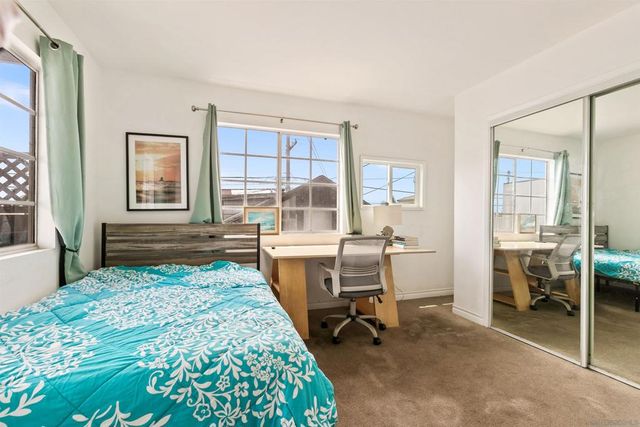 4072 Haines St, San Diego, CA 92109