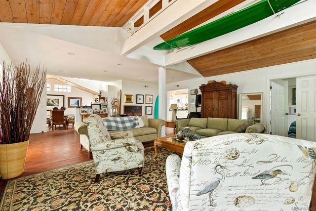 4072 Haines St, San Diego, CA 92109