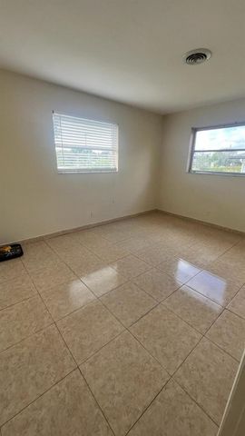 1911 NE 56th Street, Fort Lauderdale, FL 33308