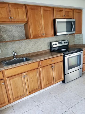 1911 NE 56th Street, Fort Lauderdale, FL 33308