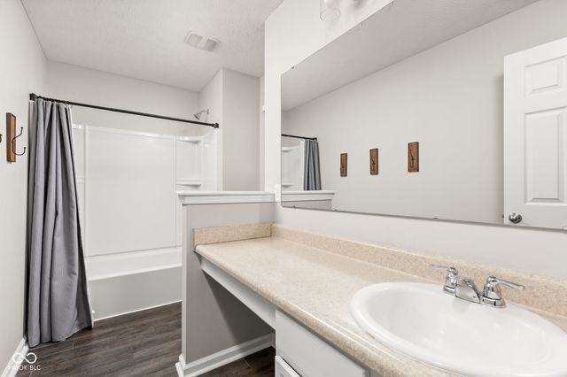 5727 Brookstone Drive, Indianapolis, IN 46234