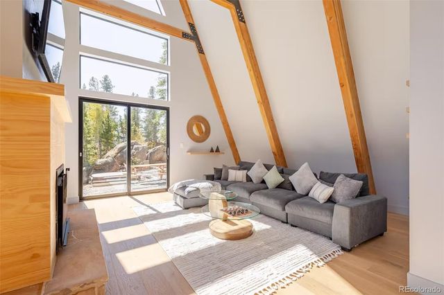311 Pioneer Road, Golden, CO 80403