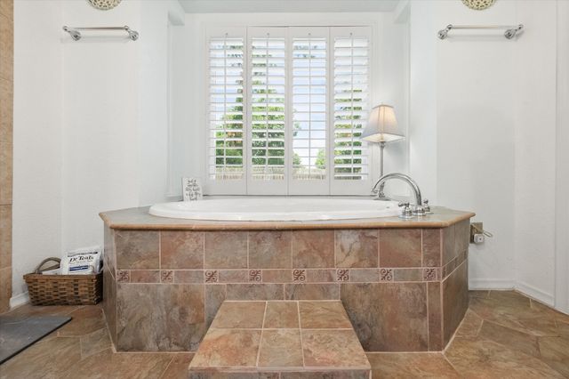 1307 S Westador Drive, Arlington, TX 76015