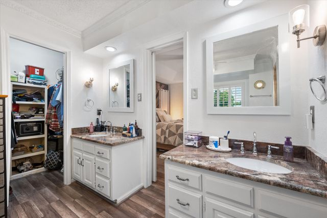 1307 S Westador Drive, Arlington, TX 76015