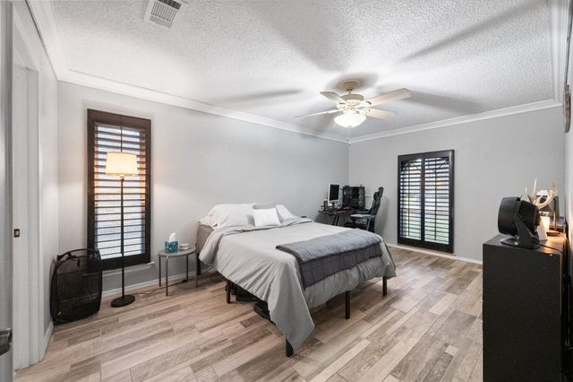 1307 S Westador Drive, Arlington, TX 76015
