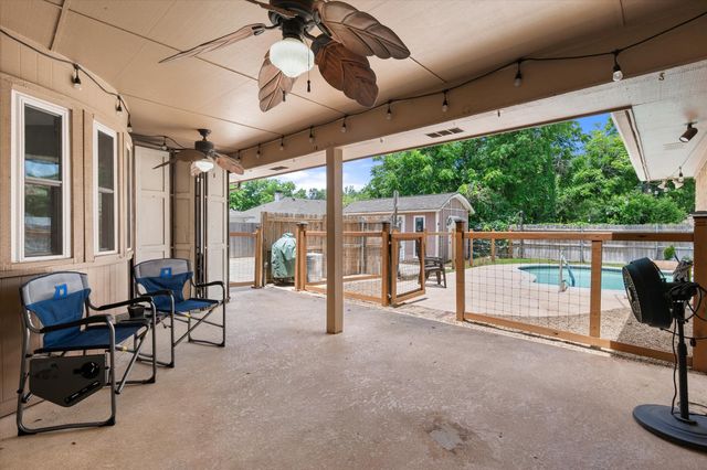 1307 S Westador Drive, Arlington, TX 76015