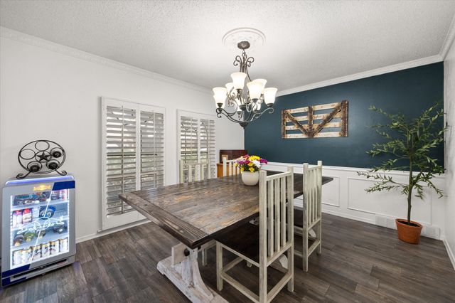 1307 S Westador Drive, Arlington, TX 76015