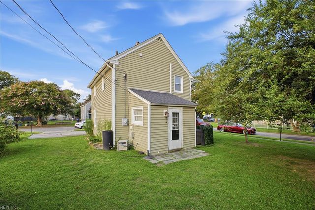 10 Alden AVE, Portsmouth, VA 23702