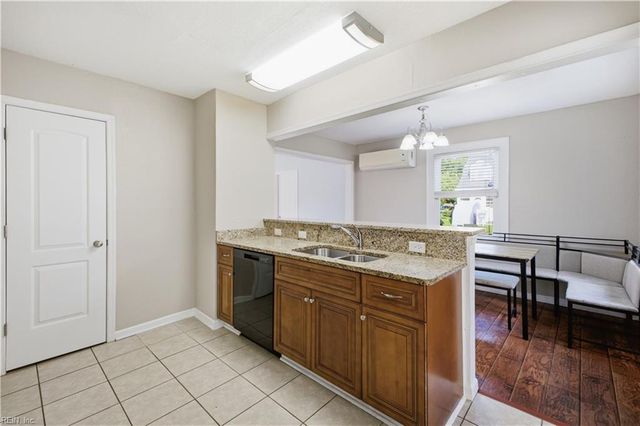 10 Alden AVE, Portsmouth, VA 23702