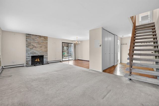 89 N Broadway 213, White Plains, NY 10603