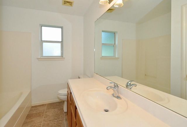 8715 Charity Street, Needville, TX 77461