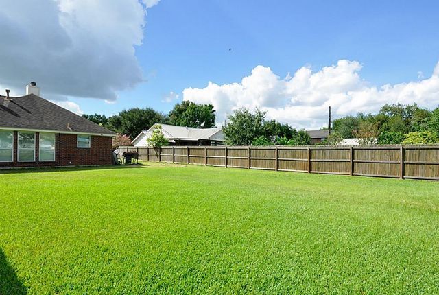 8715 Charity Street, Needville, TX 77461