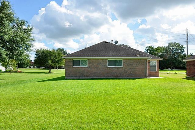 8715 Charity Street, Needville, TX 77461