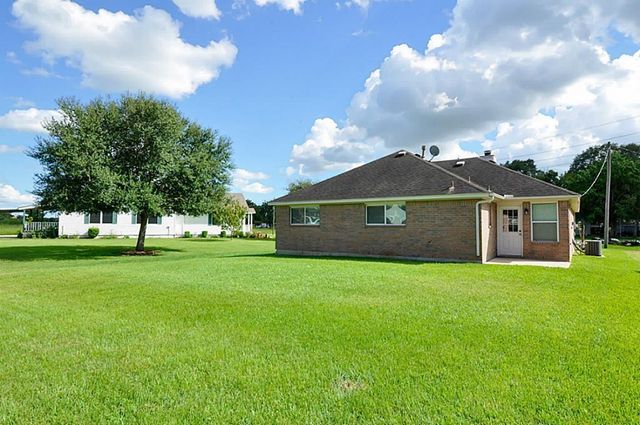 8715 Charity Street, Needville, TX 77461