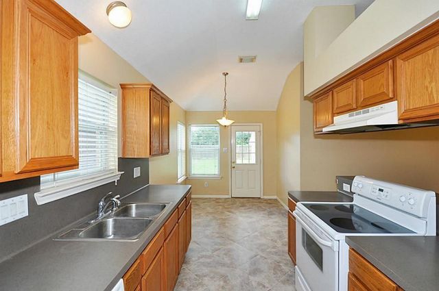 8715 Charity Street, Needville, TX 77461