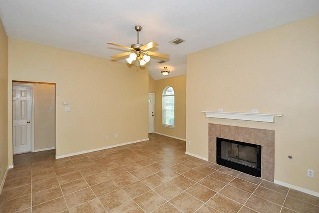 8715 Charity Street, Needville, TX 77461