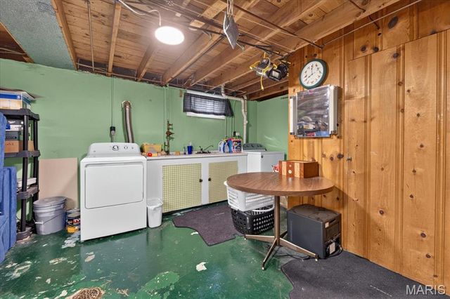 1309 Clearview Drive, St Charles, MO 63303