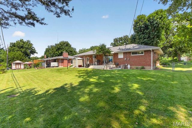 1309 Clearview Drive, St Charles, MO 63303