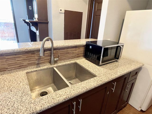 14550 Fonmeadow Drive 1305, Houston, TX 77035