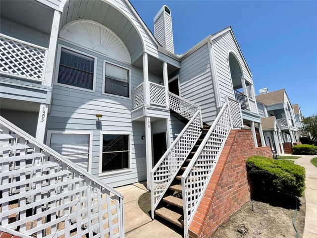 14550 Fonmeadow Drive 1305, Houston, TX 77035