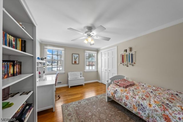 14 Fairfield Dr E, Morris Twp., NJ 07960