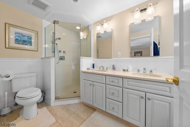 14 Fairfield Dr E, Morris Twp., NJ 07960