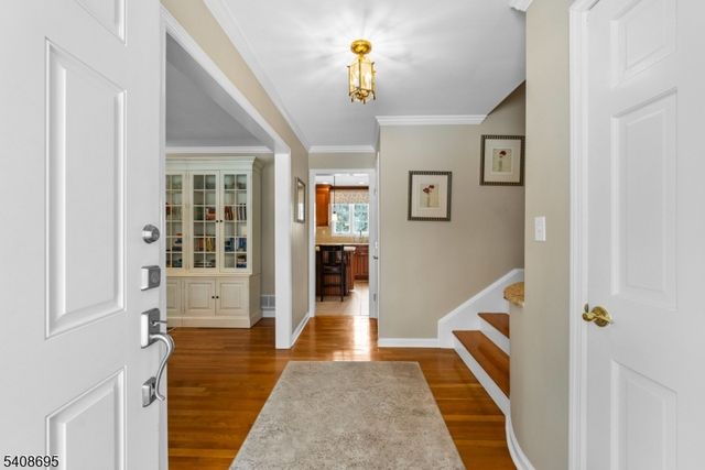 14 Fairfield Dr E, Morris Twp., NJ 07960