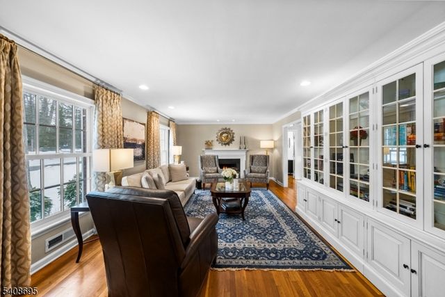 14 Fairfield Dr E, Morris Twp., NJ 07960