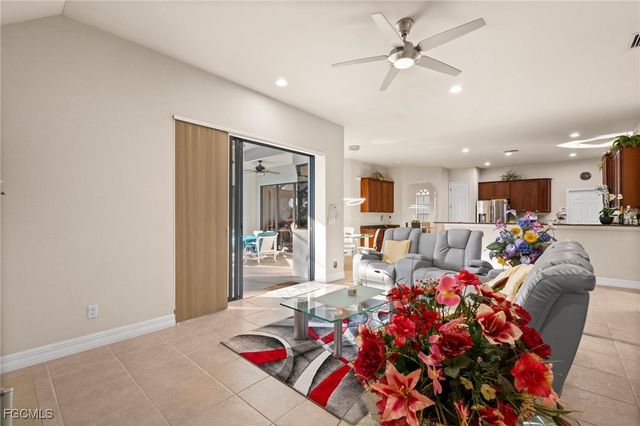 8922 Tropical CT S, Fort Myers, FL 33908